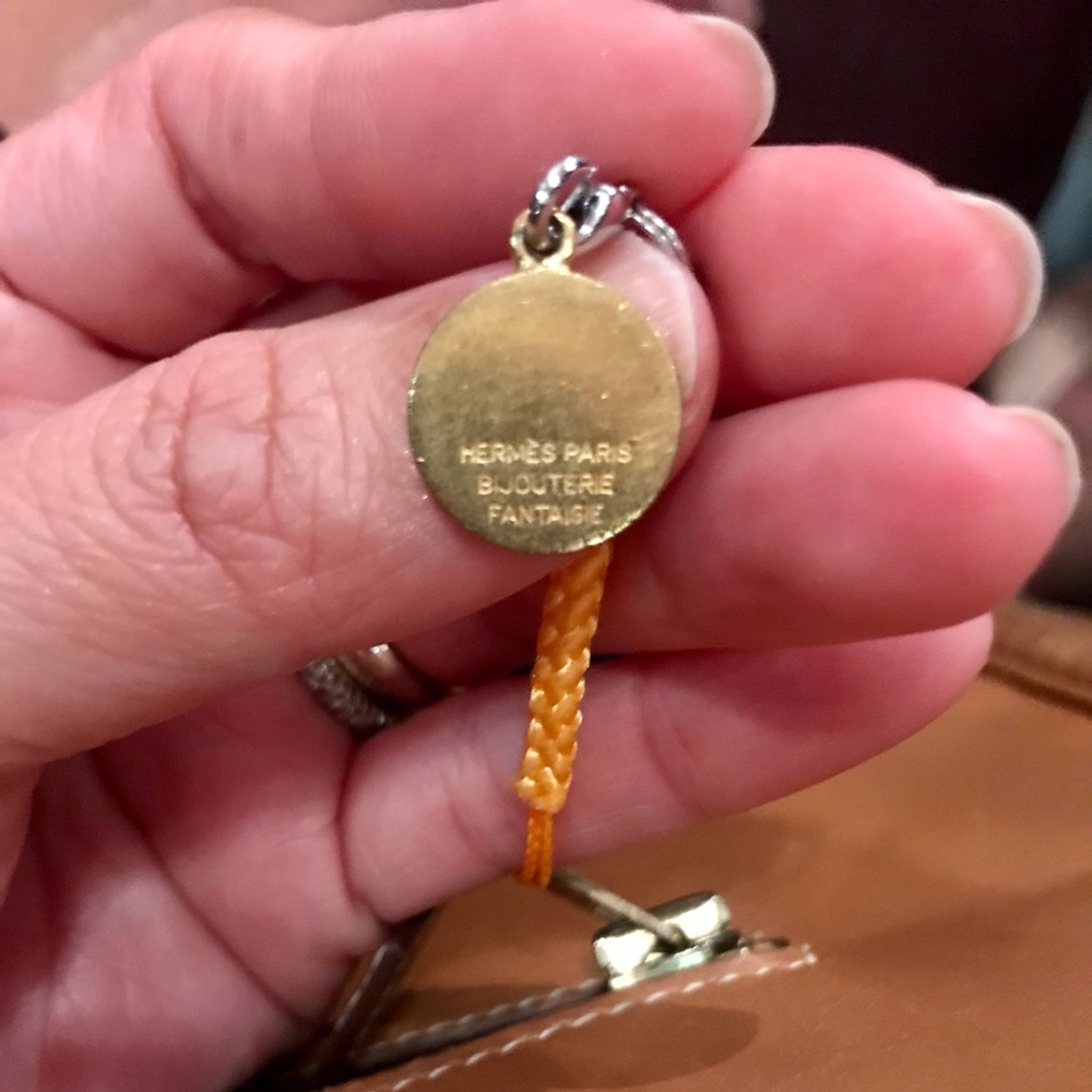 Hermes Charm - Picture 3 of 14